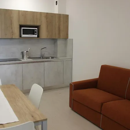 Luna 2 Modern Flat Parking アパート